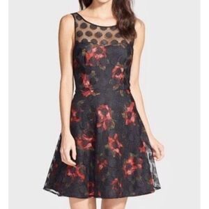 Betsey Johnson Vintage Dress Size 8 Black‎ Net Lace Overlay Red Floral Mini